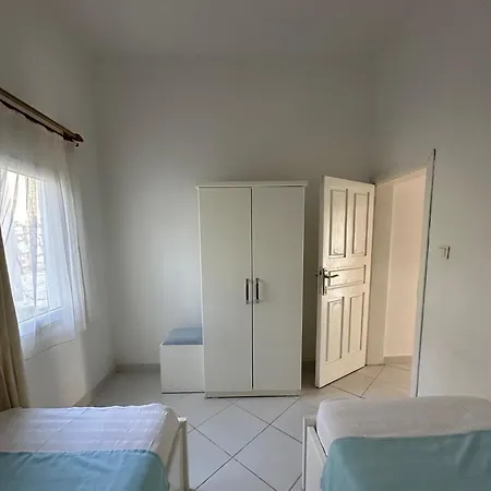 Sisyphos Hotel Gelemis